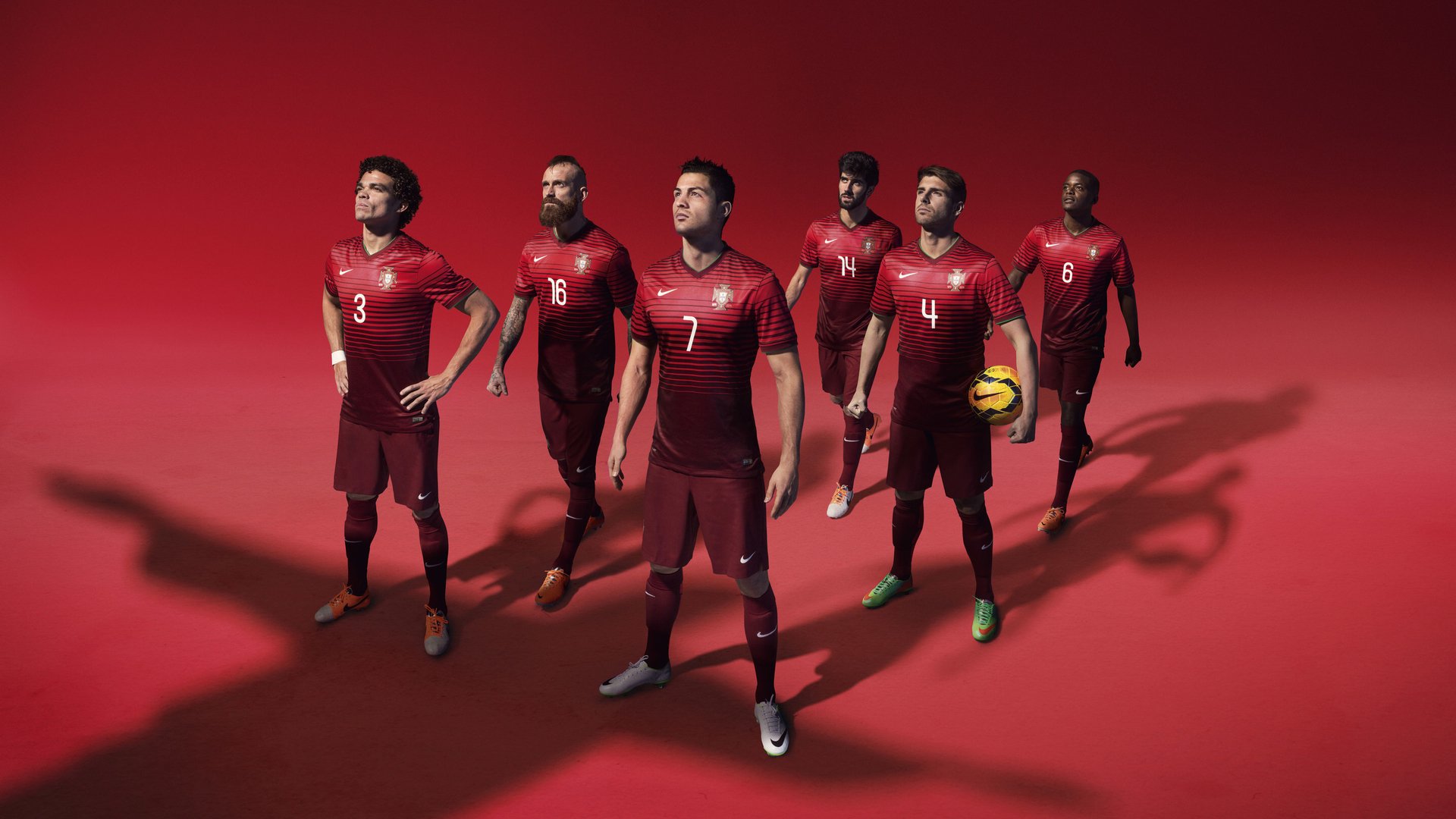 欧冠半决赛首回合：皇家社会1比0小胜本菲卡 巴斯克“收缩+反击”惊艳